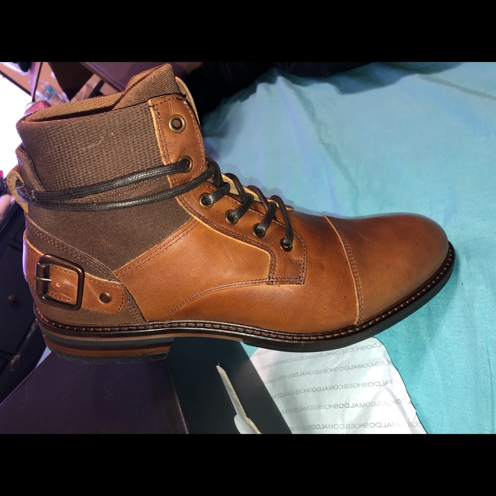 Boots - Picture 2 of 6
